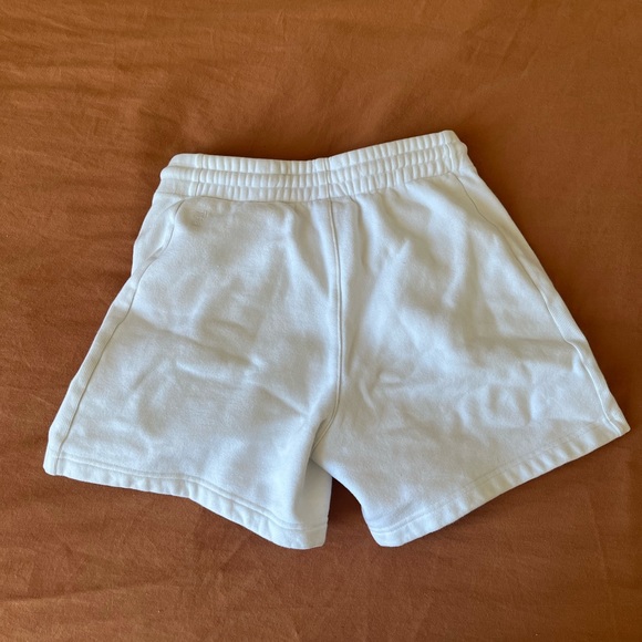 Cozy Fleece Boyfriend Mid-Thigh Short - Picture 2 of 3